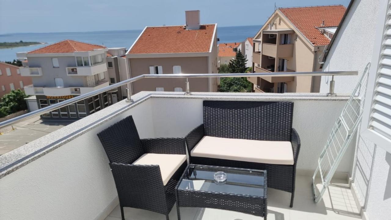 Kings Landing Novalja Exterior foto
